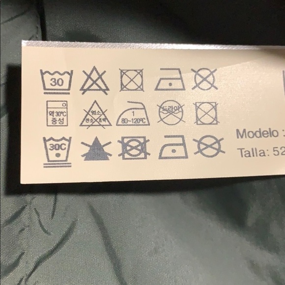 NWT. Massimo Dutti Green Technical Blazer. Size 42 - Picture 7 of 7